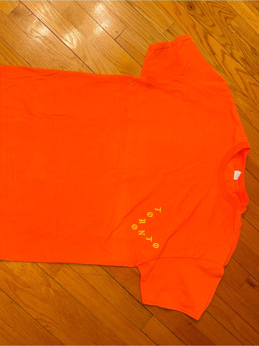 Yeezy Tee - Picture 4 of 4